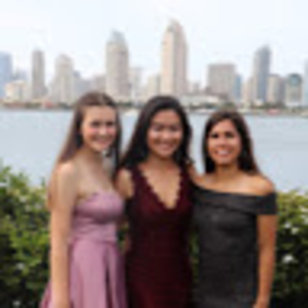 Meet your Posher, Angela